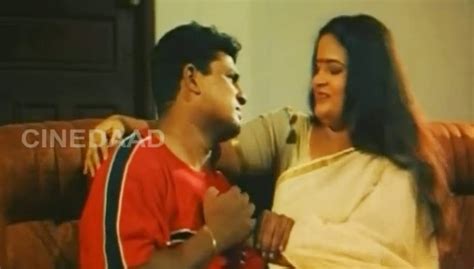 mallu aunty hot romance videos